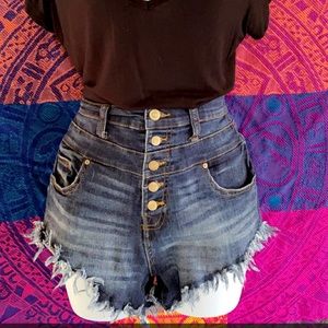 Size 7 high waisted shorts Size L shirt